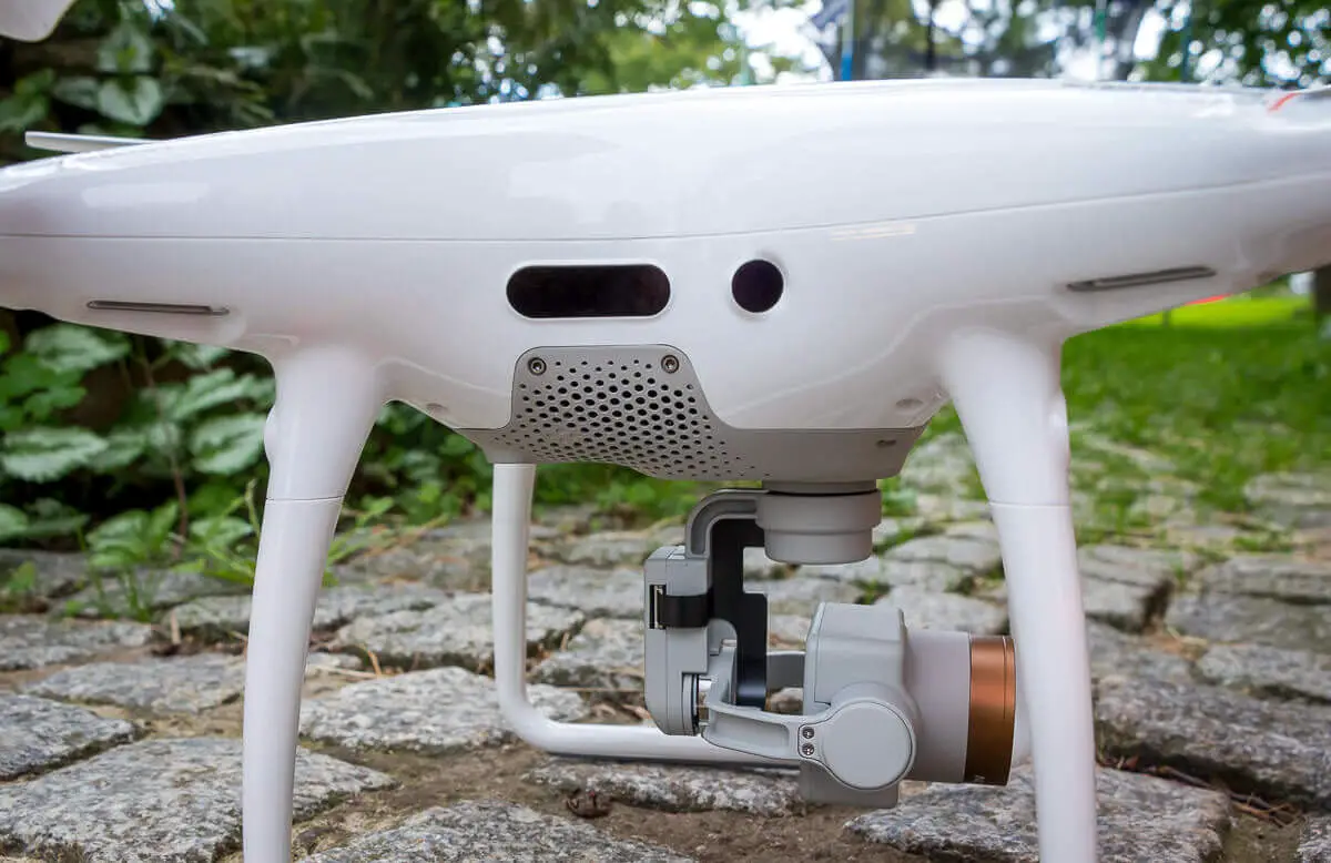 My Review of the DJI Phantom 4 (Standard, Advanced and Pro) - Drone  Traveller